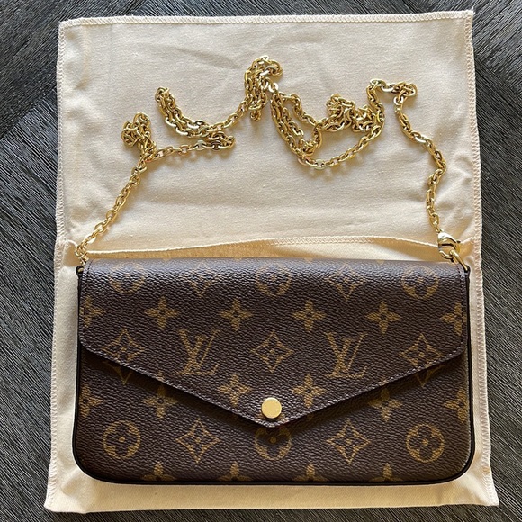 Louis Vuitton Pochette - Picture 2 of 13